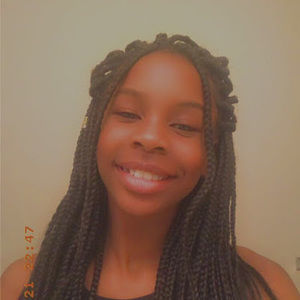 Meet your Posher, Elise